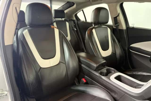 Chevrolet Volt (2013) thumbnail 5