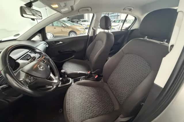 Opel Corsa (2015) thumbnail 4
