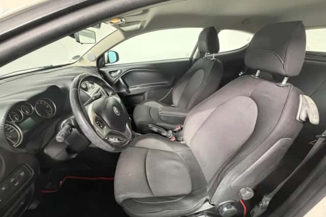Alfa Romeo MiTo (2010) thumbnail 5