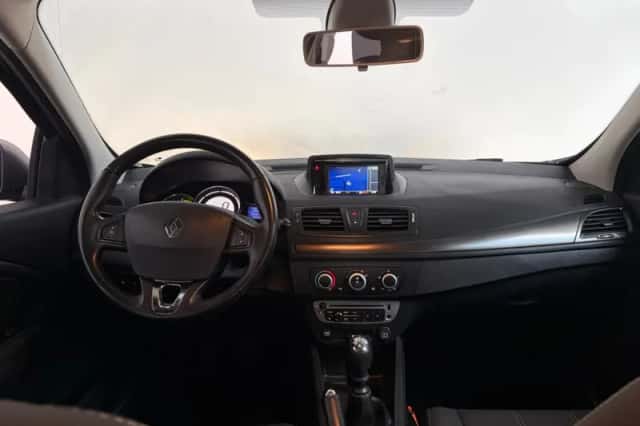 Renault Mégane (2013) thumbnail 3