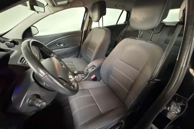 Renault Mégane (2013) thumbnail 5