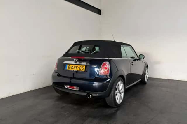 MINI Cabrio (2013) thumbnail 2