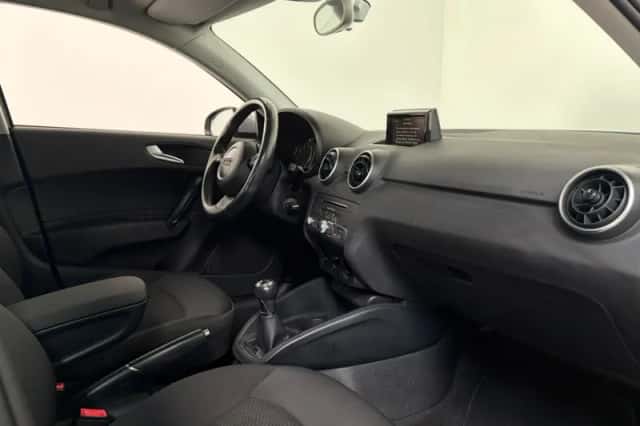 Audi A1 (2017) thumbnail 4
