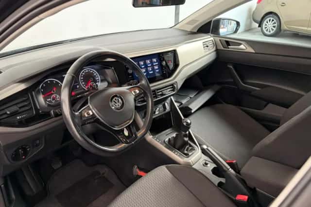 Volkswagen Polo (2021) thumbnail 6