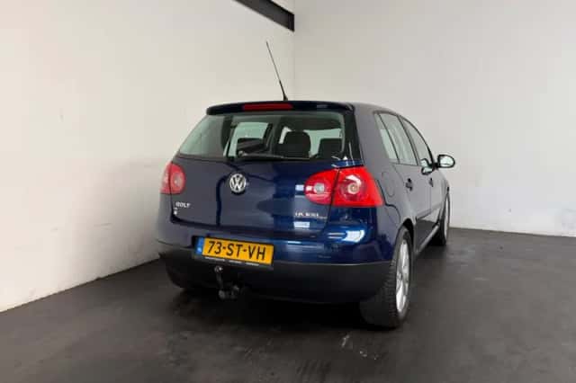 Volkswagen Golf (2006) thumbnail 2