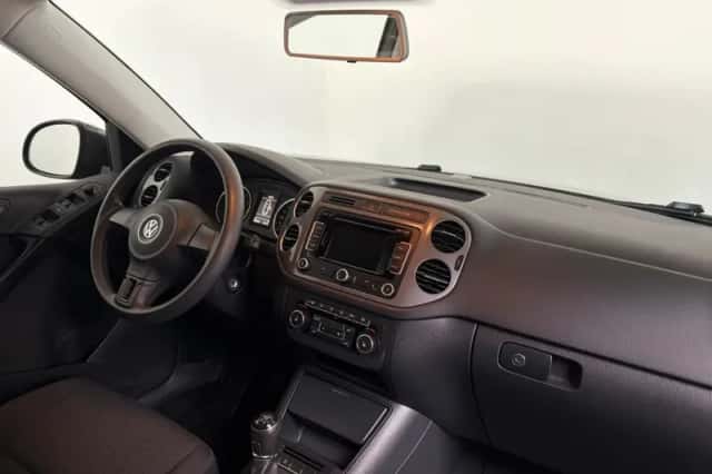 Volkswagen Tiguan (2014) thumbnail 4