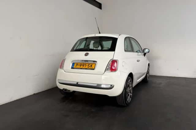 Fiat 500 (2009) thumbnail 2
