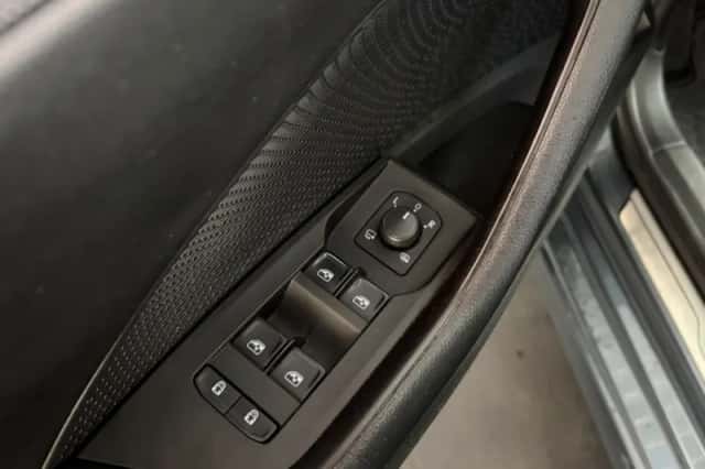 Škoda Octavia (2021) thumbnail 6