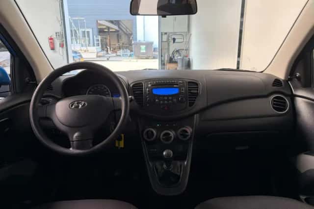 Hyundai i10 (2011) thumbnail 3