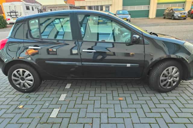 Renault Clio (2007) thumbnail 5
