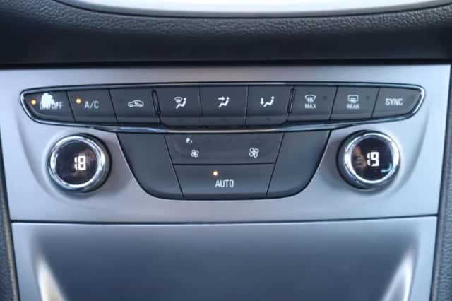 Opel Astra (2018) thumbnail 6