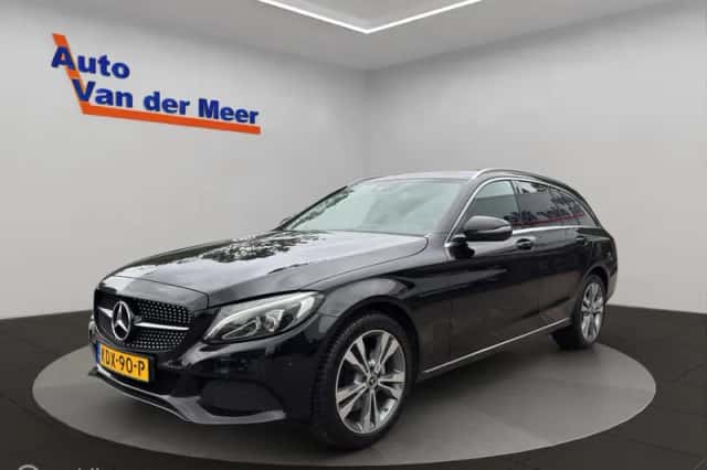 Mercedes-Benz C-Klasse (2018) thumbnail 2
