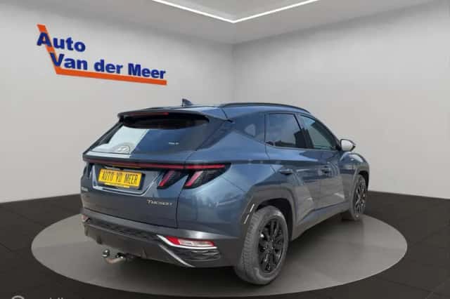 Hyundai Tucson (2021) thumbnail 3