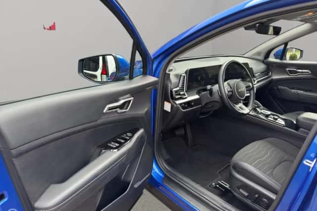 Kia Sportage (2024) thumbnail 4