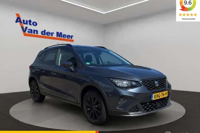 SEAT Arona (2023) thumbnail 1
