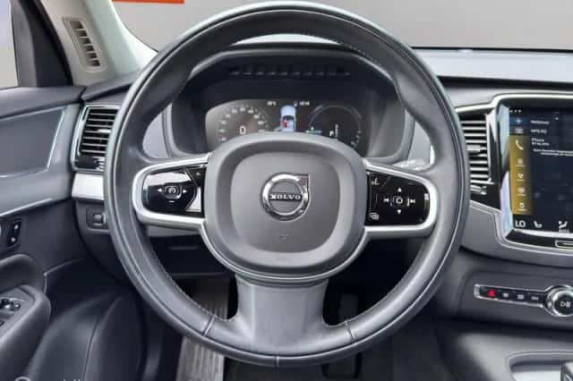 Volvo XC90 (2021) thumbnail 6