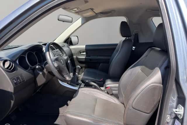 Suzuki Grand Vitara (2008) thumbnail 4