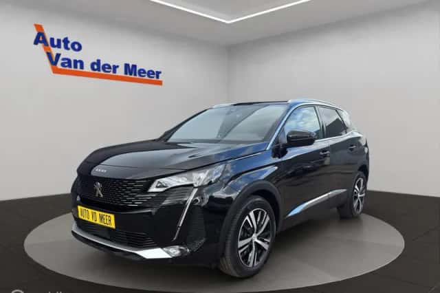 Peugeot 3008 (2023) thumbnail 2
