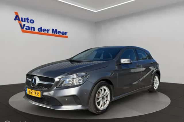 Mercedes-Benz A-Klasse (2017) thumbnail 2