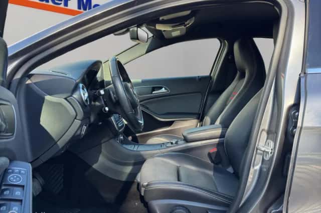 Mercedes-Benz A-Klasse (2017) thumbnail 4