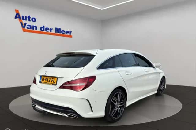Mercedes-Benz CLA-Klasse (2017) thumbnail 3