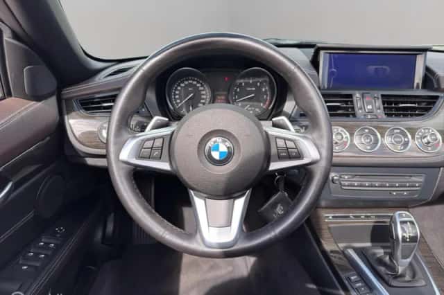BMW Z4 (2013) thumbnail 5
