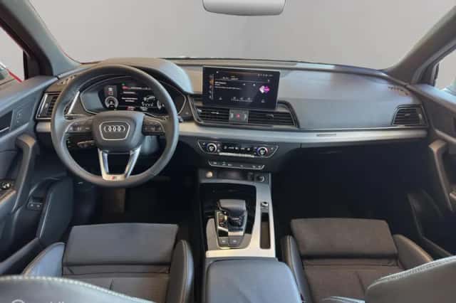 Audi Q5 (2022) thumbnail 5