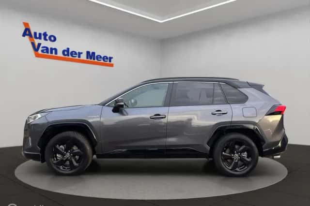 Toyota RAV4 (2019) thumbnail 6