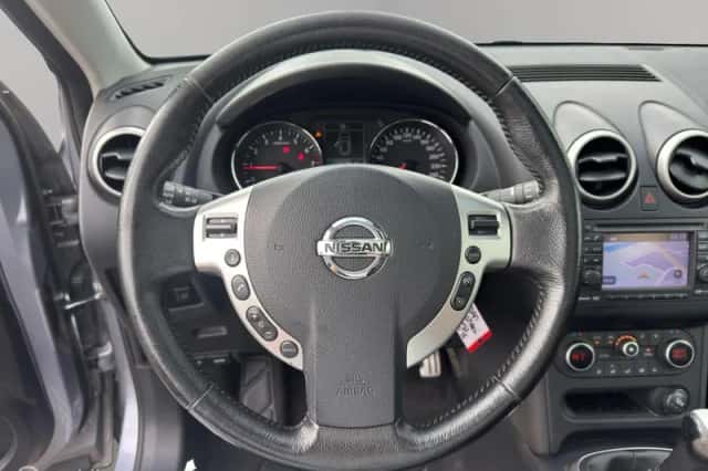 Nissan Qashqai (2013) thumbnail 6