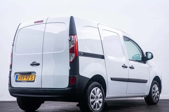 Renault Kangoo (2018) thumbnail 3