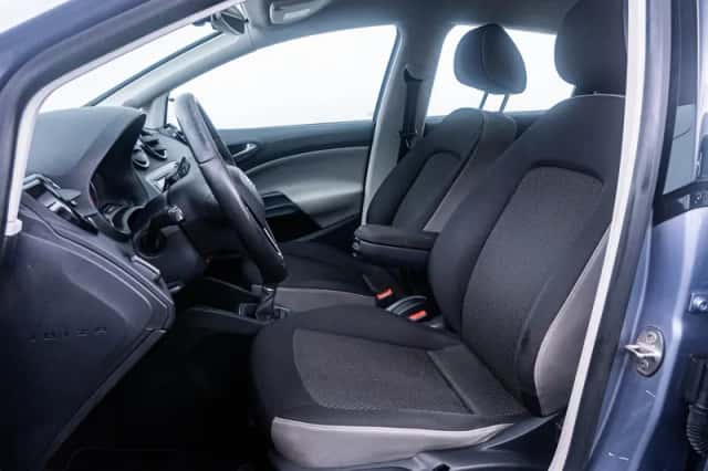 SEAT Ibiza (2016) thumbnail 6