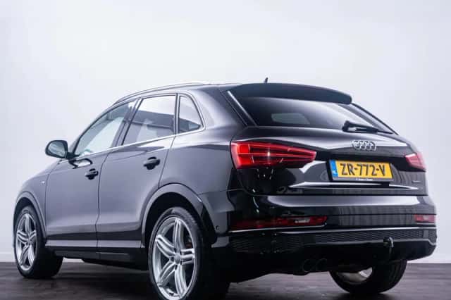 Audi Q3 (2015) thumbnail 5