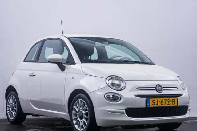 Fiat 500 (2018) thumbnail 4