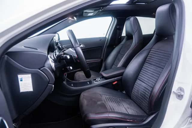 Mercedes-Benz GLA-Klasse (2015) thumbnail 6
