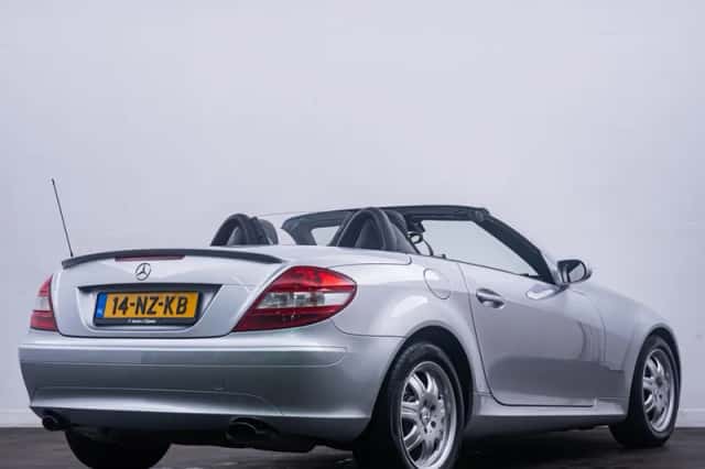 Mercedes-Benz SLK-Klasse (2004) thumbnail 3