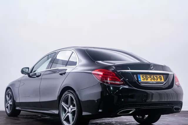 Mercedes-Benz C-Klasse (2016) thumbnail 5