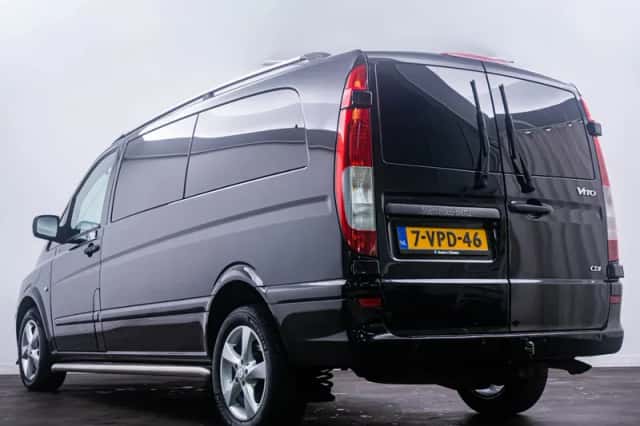 Mercedes-Benz Vito (2011) thumbnail 5