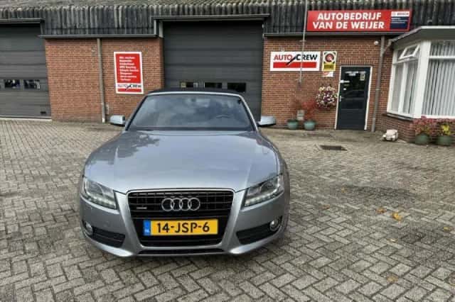 Audi A5 (2009) thumbnail 3