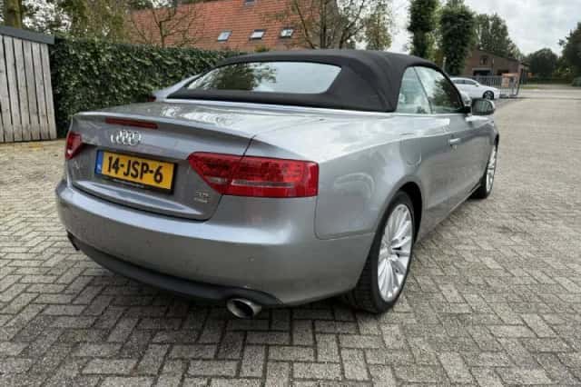 Audi A5 (2009) thumbnail 6
