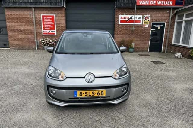 Volkswagen Up! (2013) thumbnail 3
