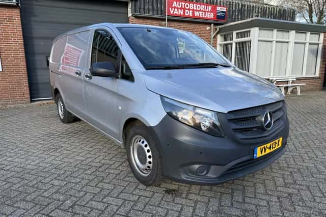 Mercedes-Benz Vito (2016) thumbnail 4