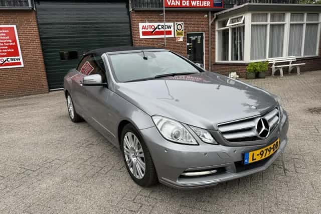 Mercedes-Benz E-Klasse (2012) thumbnail 4