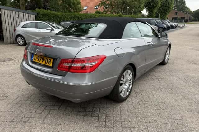 Mercedes-Benz E-Klasse (2012) thumbnail 6