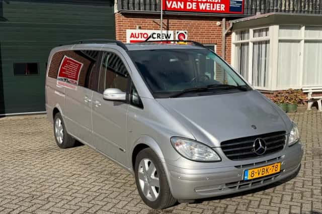 Mercedes-Benz Viano (2009) thumbnail 5