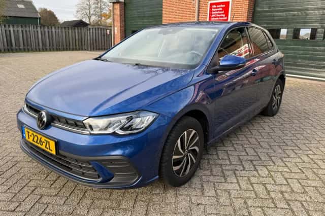 Volkswagen Polo (2023) thumbnail 2