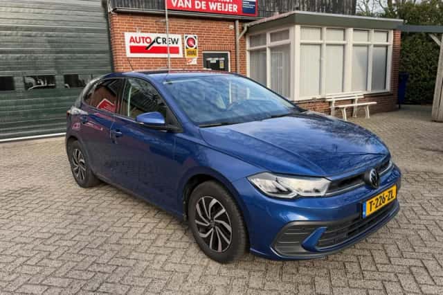 Volkswagen Polo (2023) thumbnail 5