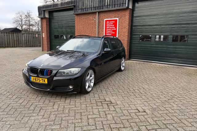 BMW 3-Serie (2009) thumbnail 3