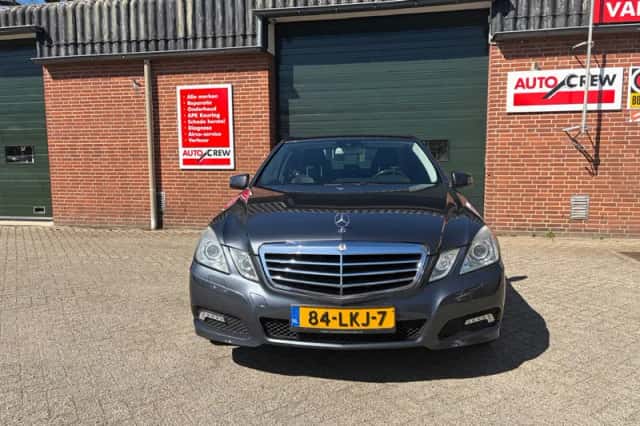 Mercedes-Benz E-Klasse (2009) thumbnail 4