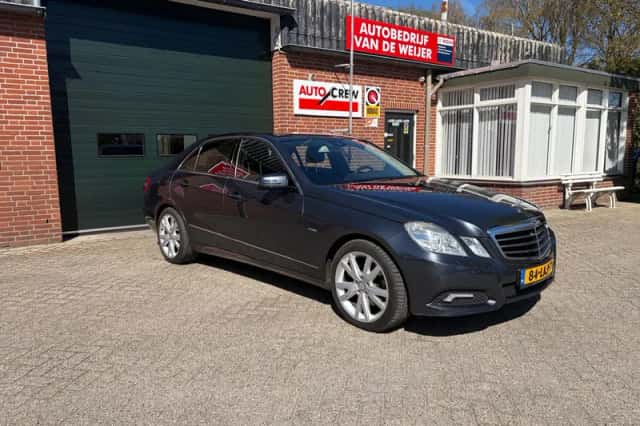 Mercedes-Benz E-Klasse (2009) thumbnail 6