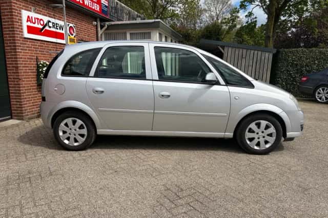 Opel Meriva (2008) thumbnail 5